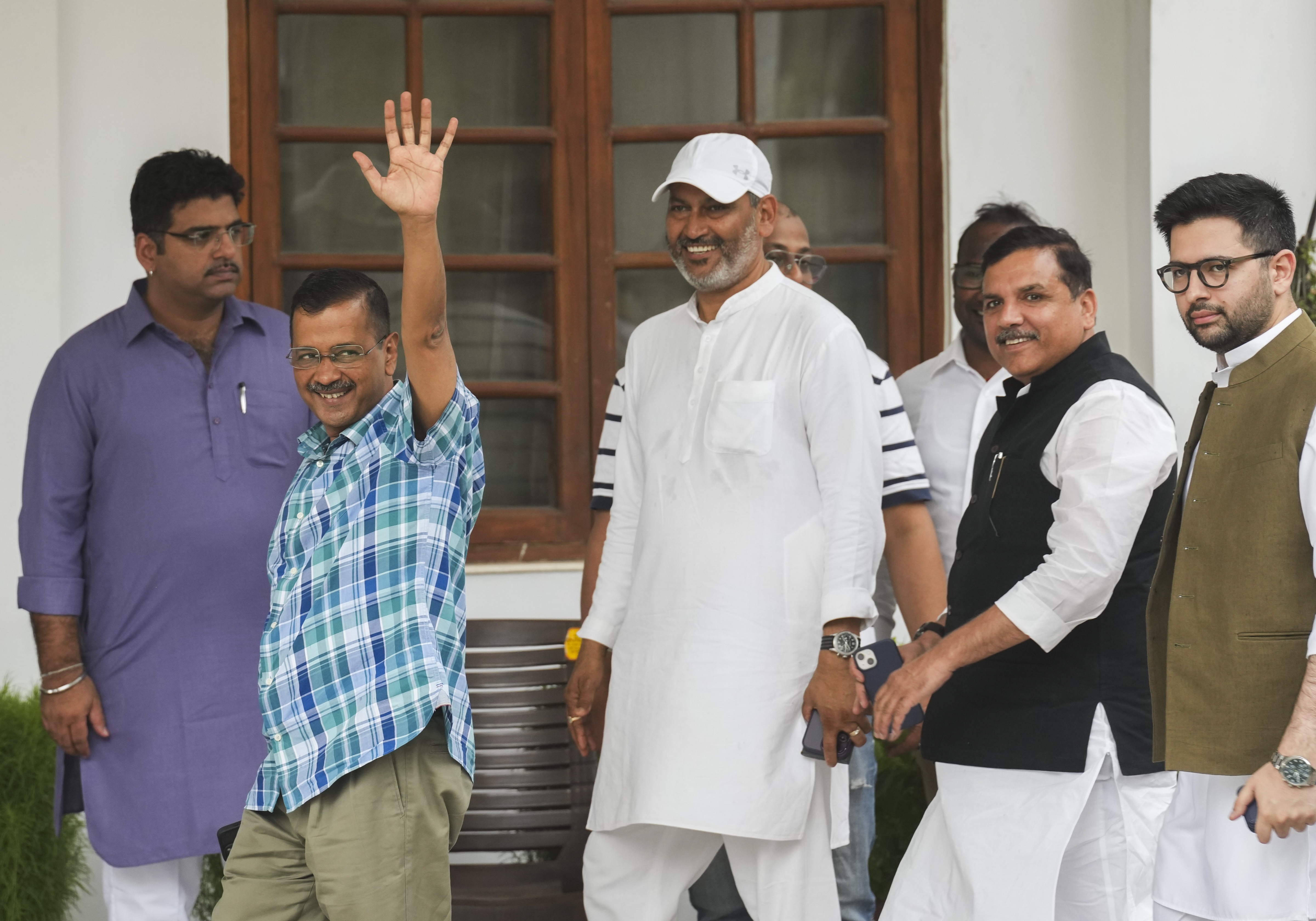 https://salarnews.in/public/uploads/images/newsimages/maannewsimage01062024_175109_kejriwal.jpg