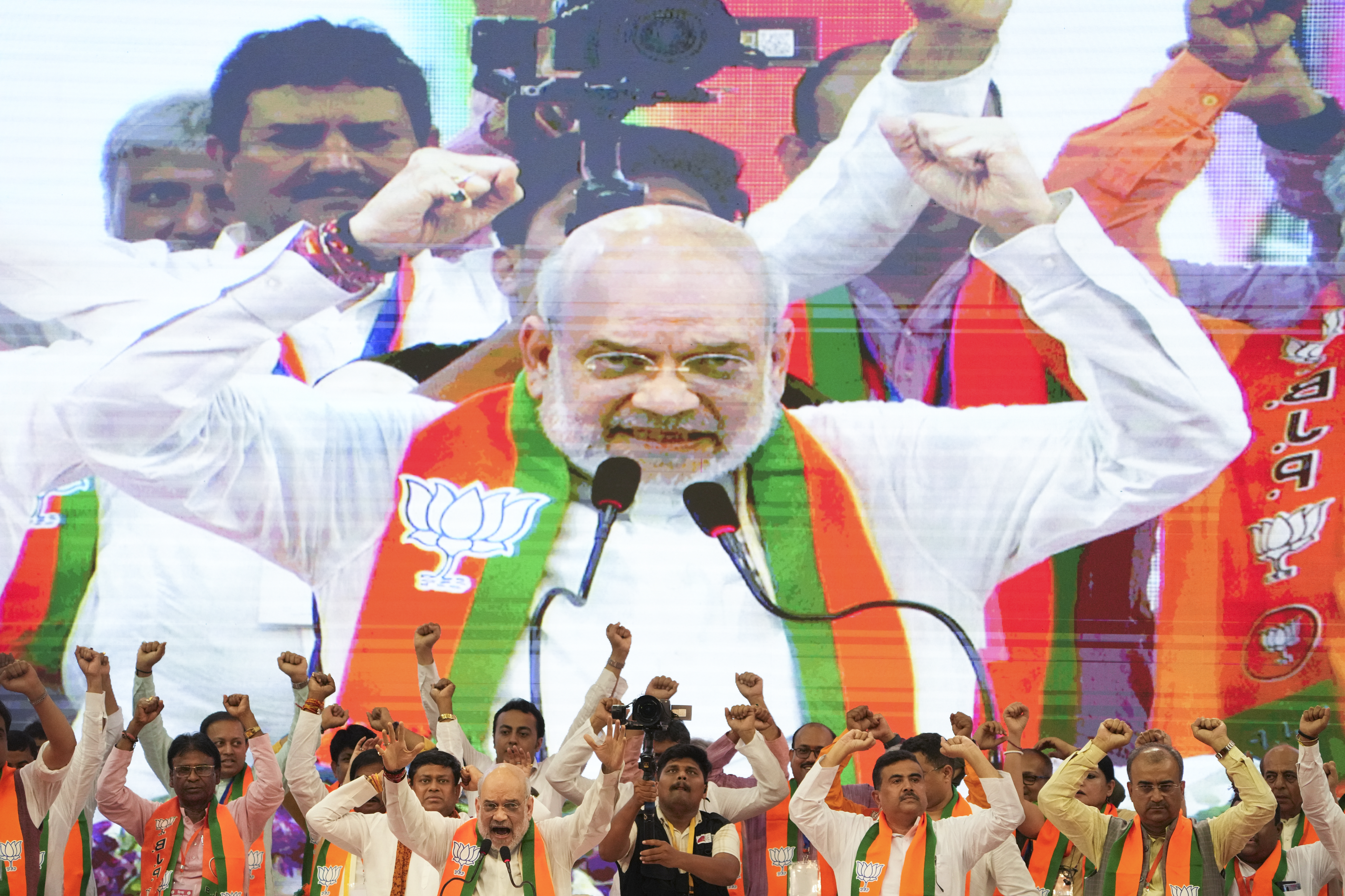 https://salarnews.in/public/uploads/images/newsimages/maannewsimage01062025_192352_PTI06_01_2025_000138B.jpg