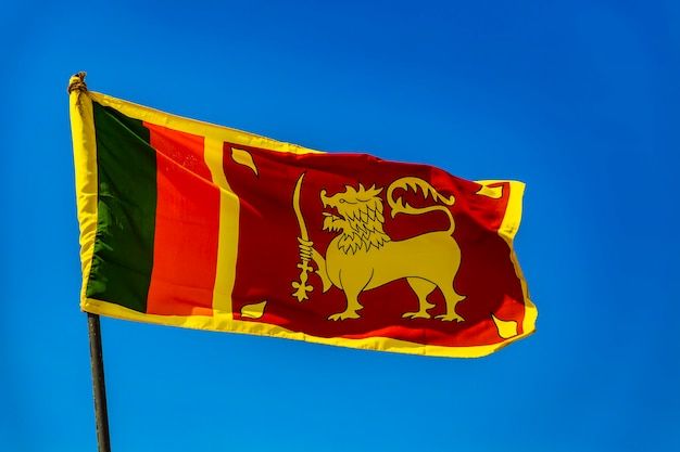 https://salarnews.in/public/uploads/images/newsimages/maannewsimage02022024_205912_sri_lanka_flag.jpg