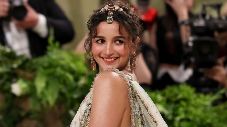 https://salarnews.in/public/uploads/images/newsimages/maannewsimage02052025_234221_aliaa.png