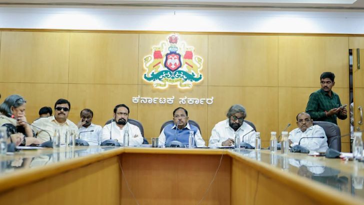 https://salarnews.in/public/uploads/images/newsimages/maannewsimage03092026_211014_Parameshwara.jpg