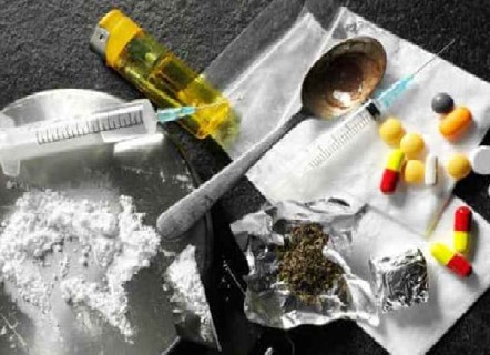 https://salarnews.in/public/uploads/images/newsimages/maannewsimage04022024_232856_drug_abuse.jpg