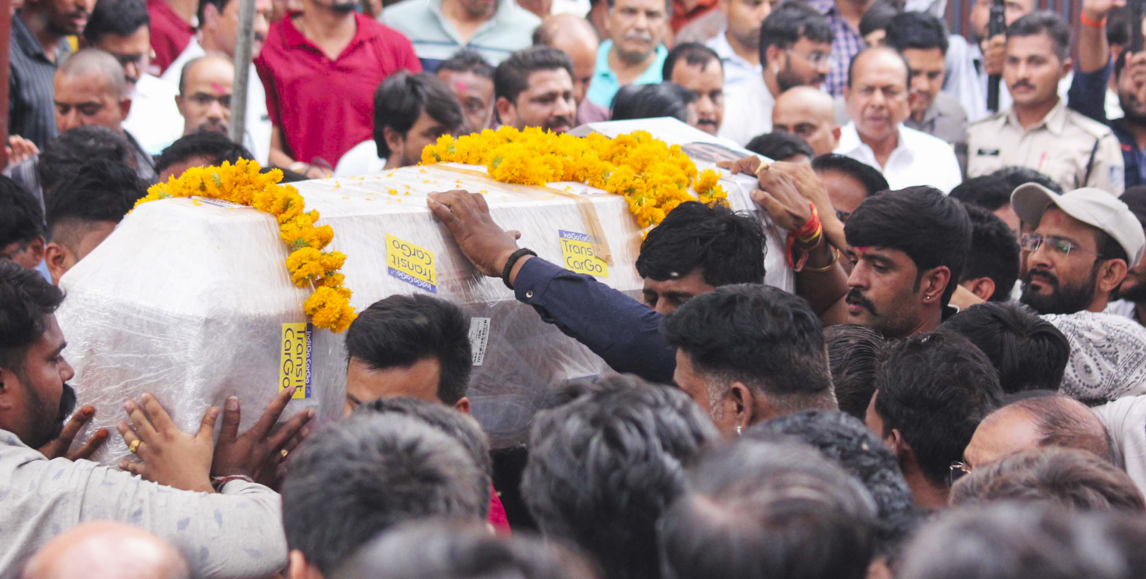 https://salarnews.in/public/uploads/images/newsimages/maannewsimage05062025_114916_PTI06_04_2025_000668B.jpg