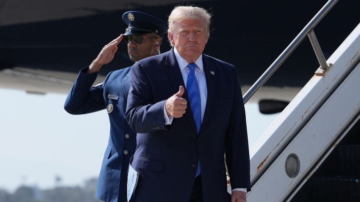 https://salarnews.in/public/uploads/images/newsimages/maannewsimage05082026_193725_Trump.jpg