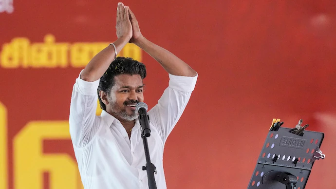 https://salarnews.in/public/uploads/images/newsimages/maannewsimage06052026_152915_tvk-vijay-041038408-16x9_2.webp