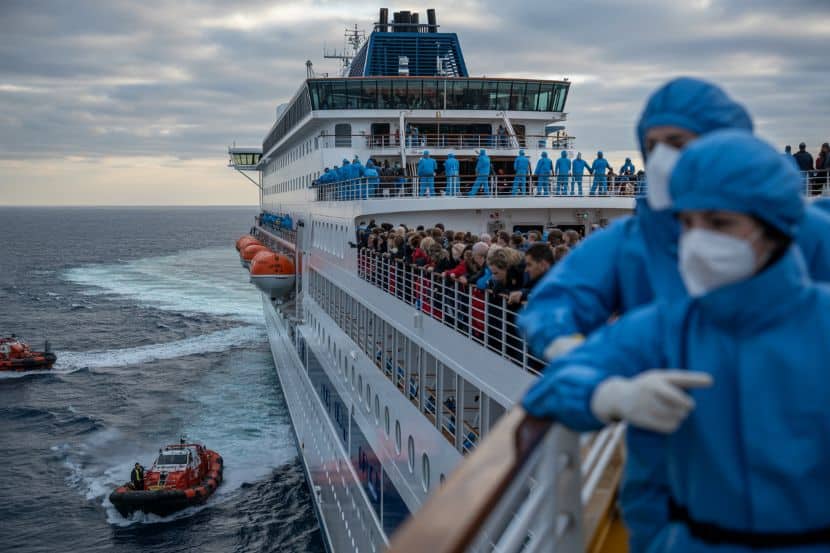 https://salarnews.in/public/uploads/images/newsimages/maannewsimage06052026_181011_Three-Dead-and-One-in-Critical-Condition-After-Hantavirus-Outbreak-on-MV-Hondius-Cruise-Ship.jpg