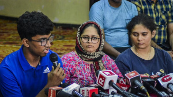 https://salarnews.in/public/uploads/images/newsimages/maannewsimage07052025_190421_nosss.png