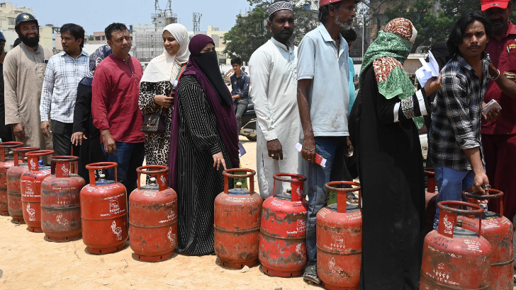 https://salarnews.in/public/uploads/images/newsimages/maannewsimage07062026_160258_maannewsimage13032026_212642_Residents.png