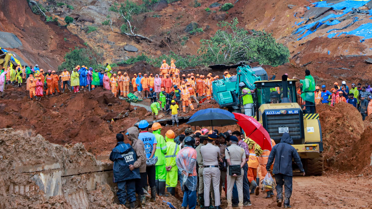 https://salarnews.in/public/uploads/images/newsimages/maannewsimage08072026_133420_Landslide.png