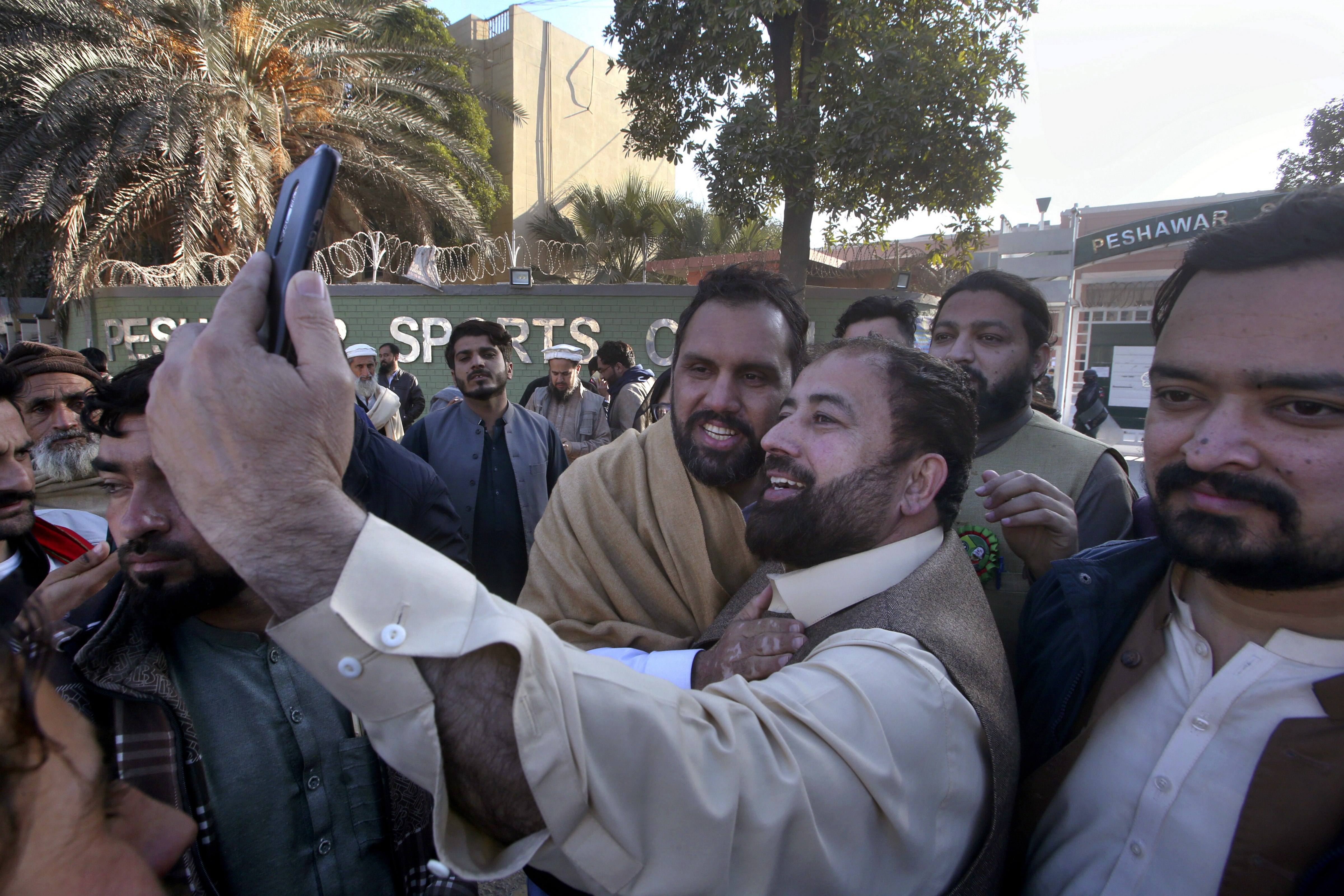 https://salarnews.in/public/uploads/images/newsimages/maannewsimage09022024_145339_pakistan_elections2.jpg