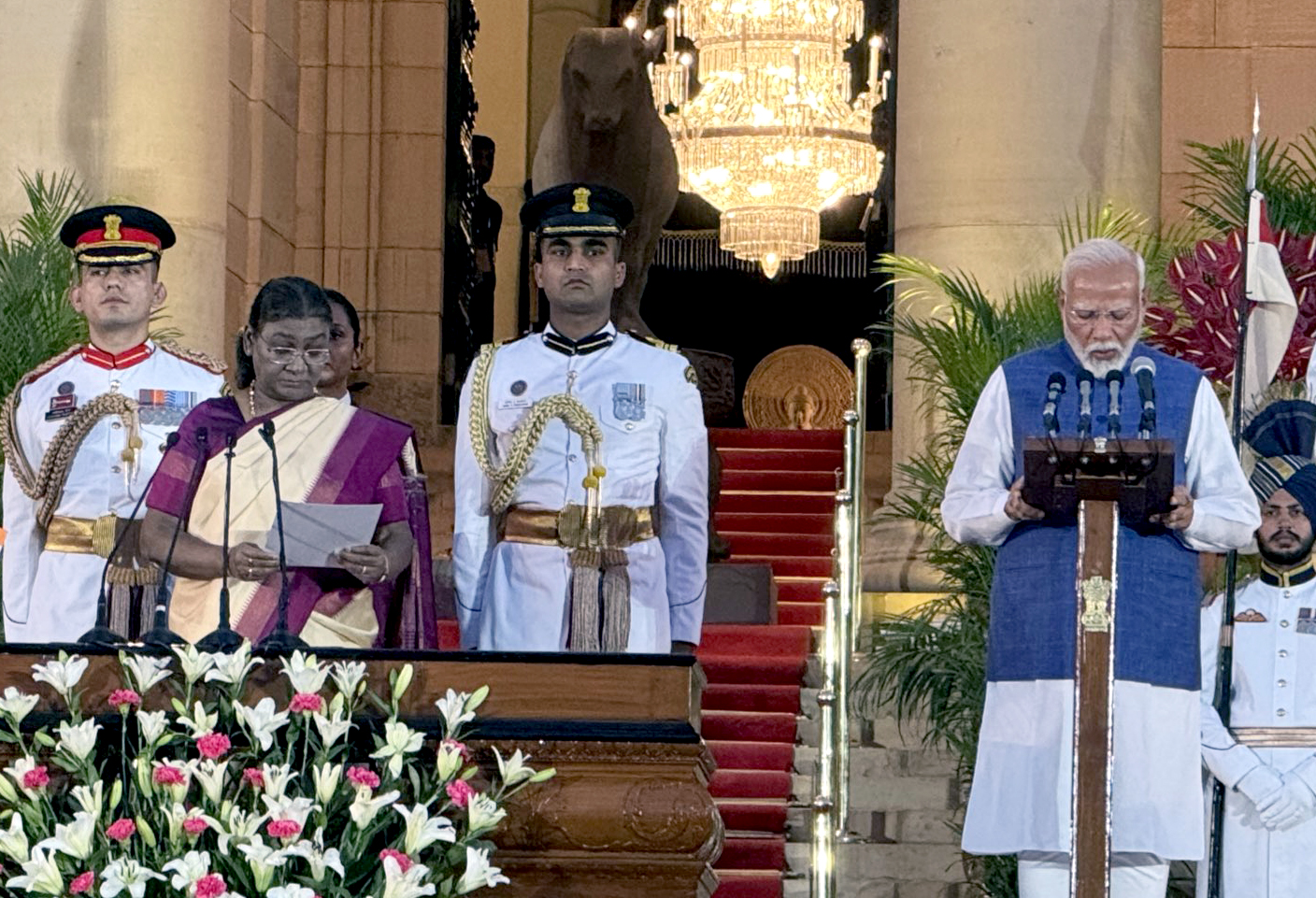 https://salarnews.in/public/uploads/images/newsimages/maannewsimage09062024_232738_modi_swearingin7.jpg