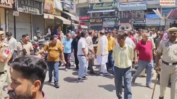 https://salarnews.in/public/uploads/images/newsimages/maannewsimage10052025_160500_pathan.png