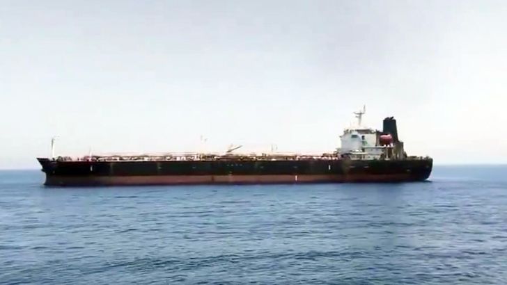 https://salarnews.in/public/uploads/images/newsimages/maannewsimage10082026_191550_Hormuz.jpg
