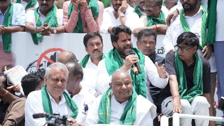 https://salarnews.in/public/uploads/images/newsimages/maannewsimage10082026_205610_Gowda.jpg