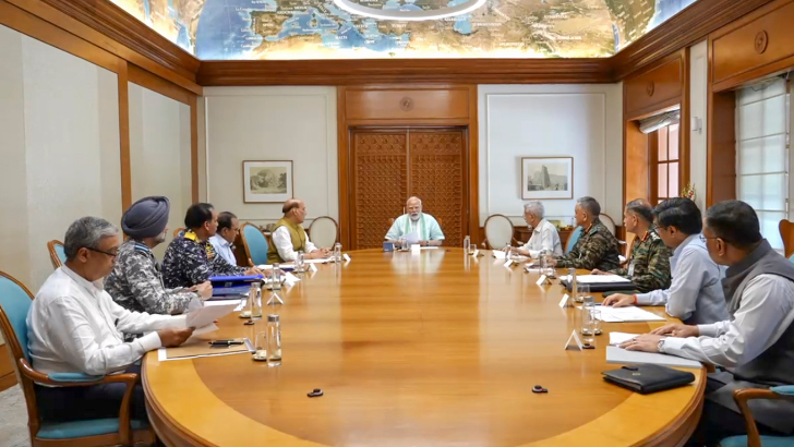 https://salarnews.in/public/uploads/images/newsimages/maannewsimage11052025_183741_meet.png