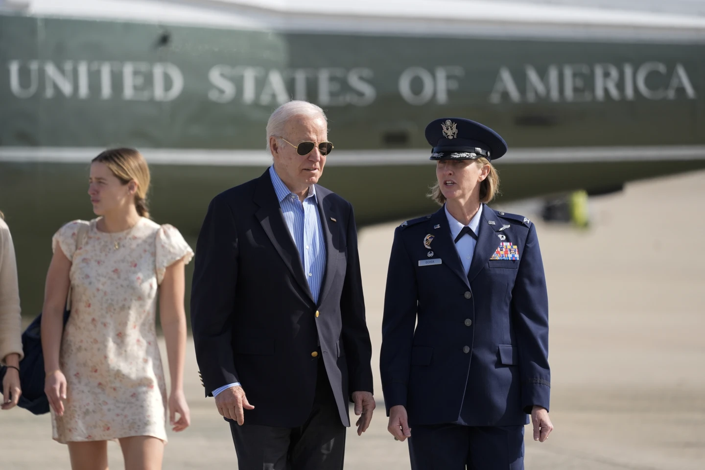 https://salarnews.in/public/uploads/images/newsimages/maannewsimage12062024_231215_biden.webp