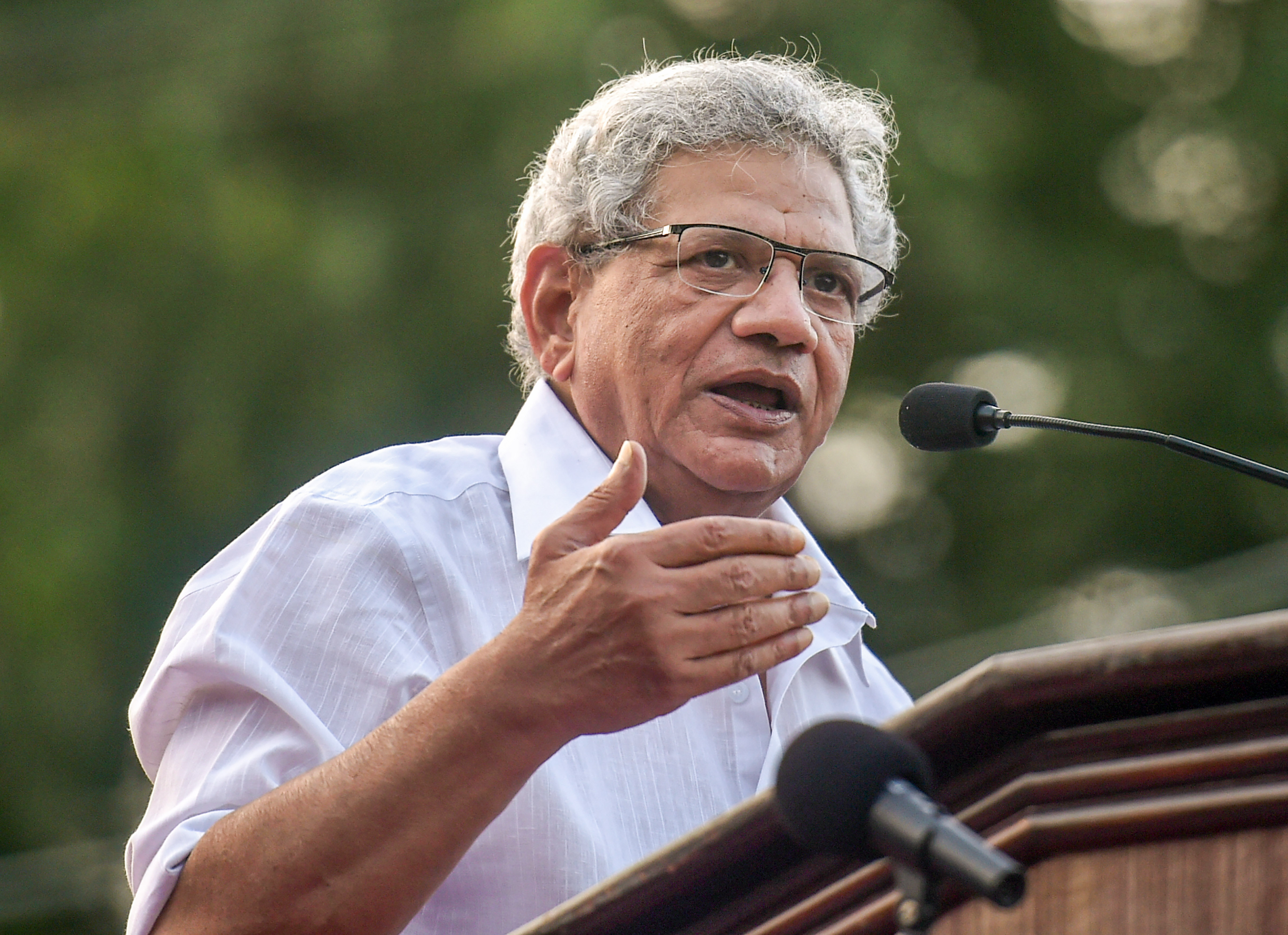 https://salarnews.in/public/uploads/images/newsimages/maannewsimage12092024_172003_yechury.jpg