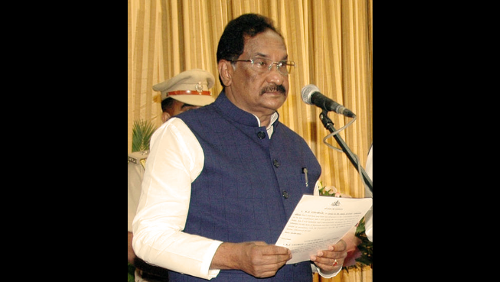 https://salarnews.in/public/uploads/images/newsimages/maannewsimage13082025_215159_337.png