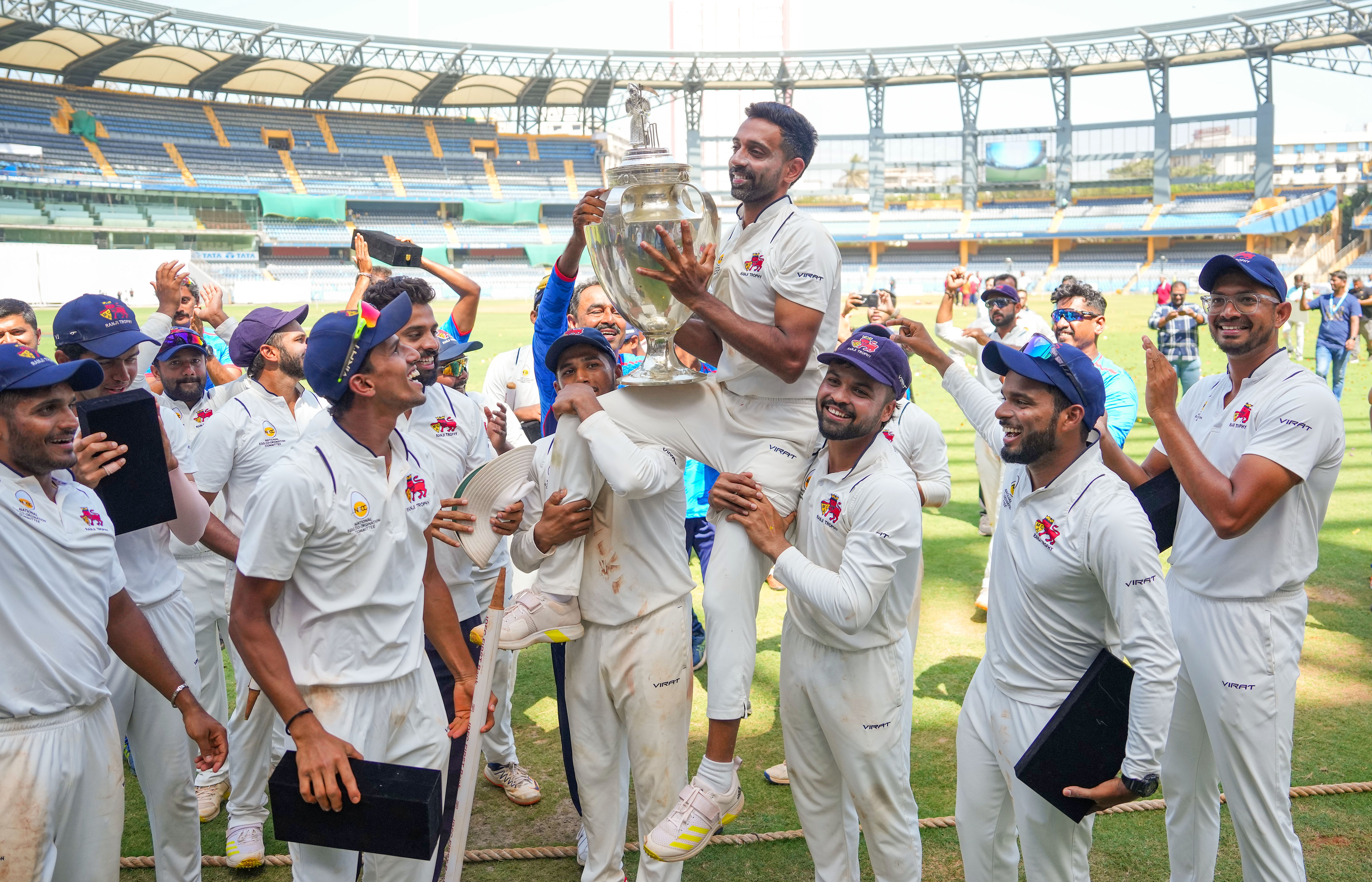 https://salarnews.in/public/uploads/images/newsimages/maannewsimage14032024_231742_ranjitrophy3.jpg