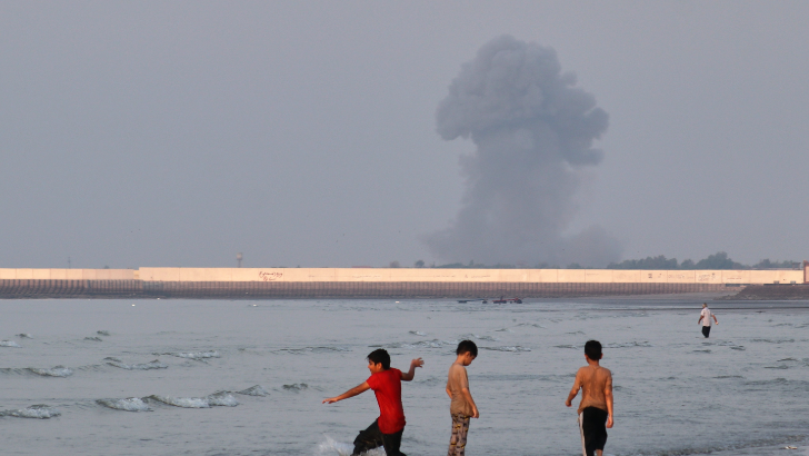 https://salarnews.in/public/uploads/images/newsimages/maannewsimage14072026_154844_Hormuz.png