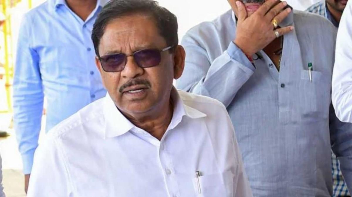 https://salarnews.in/public/uploads/images/newsimages/maannewsimage16052025_220059_Parameshwara.jpeg
