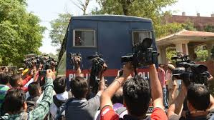 https://salarnews.in/public/uploads/images/newsimages/maannewsimage17052025_203112_rrw.png