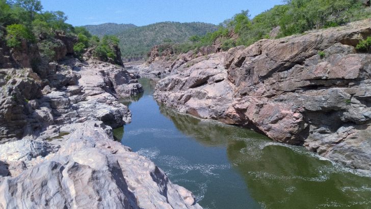 https://salarnews.in/public/uploads/images/newsimages/maannewsimage19082026_220406_Mekedatu.jpg
