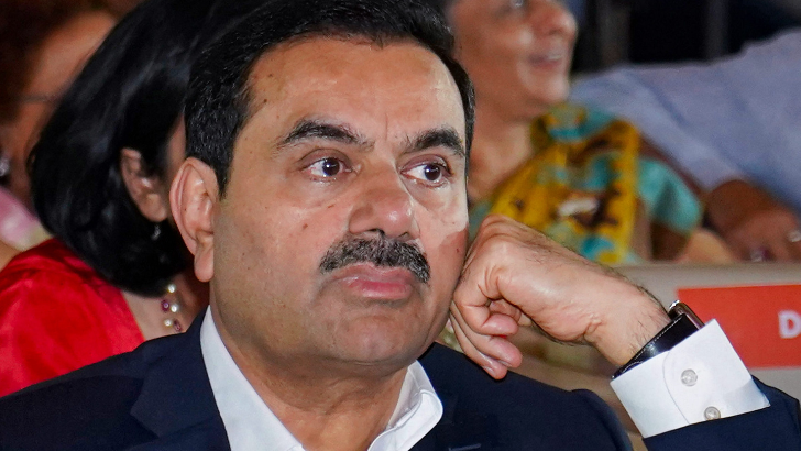 https://salarnews.in/public/uploads/images/newsimages/maannewsimage19092025_163352_adani.png