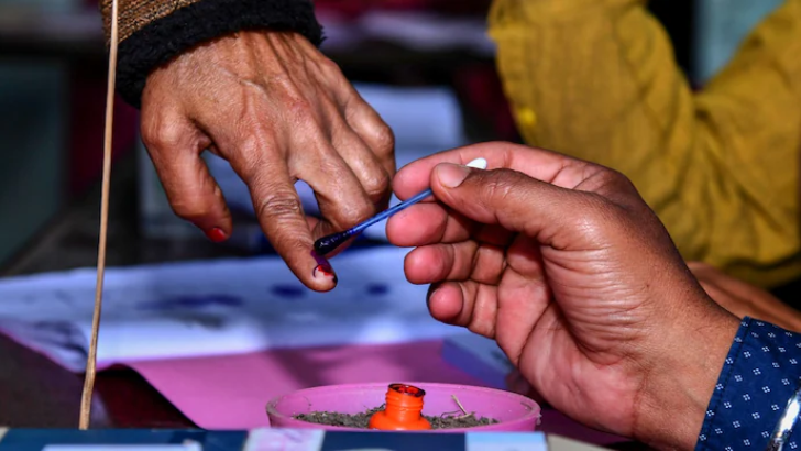 https://salarnews.in/public/uploads/images/newsimages/maannewsimage19102025_225519_Vote.png