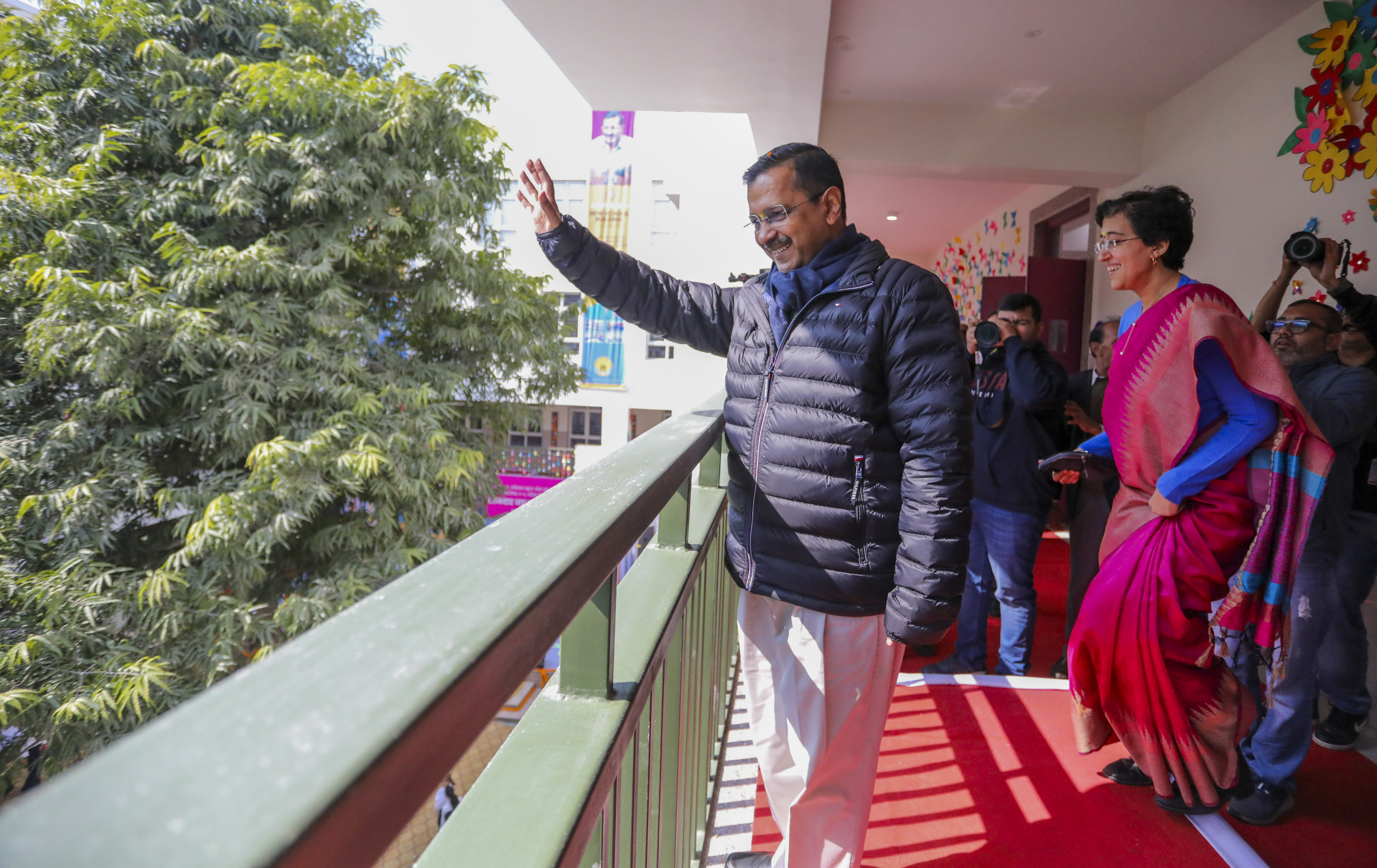 https://salarnews.in/public/uploads/images/newsimages/maannewsimage21032024_224618_kejriwal4.jpg