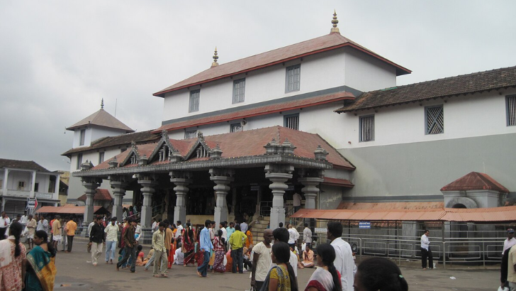 https://salarnews.in/public/uploads/images/newsimages/maannewsimage21072025_202845_Dharma.png