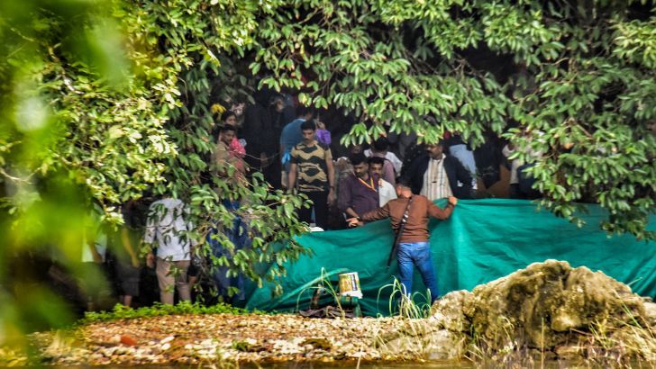 https://salarnews.in/public/uploads/images/newsimages/maannewsimage21082025_221356_DHarmasthala.jpg