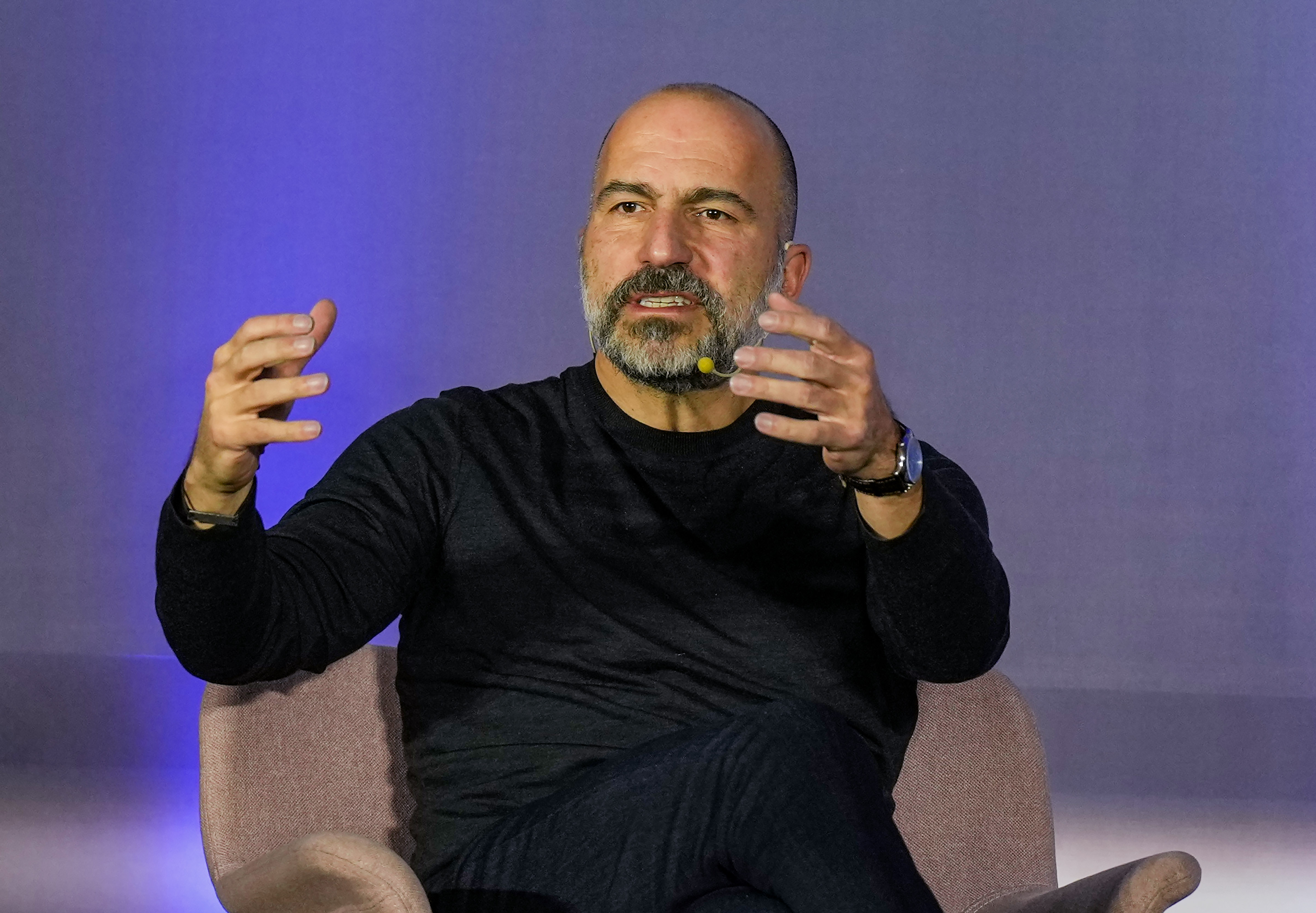 https://salarnews.in/public/uploads/images/newsimages/maannewsimage22022024_174749_uber_ceo_dara_khosrowshahi.jpg