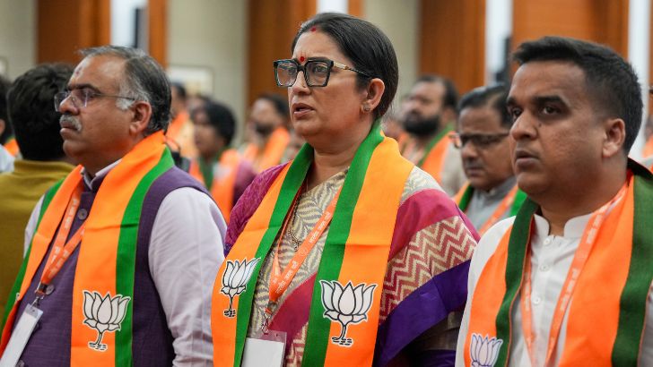 https://salarnews.in/public/uploads/images/newsimages/maannewsimage22082026_170612_BJP.jpg