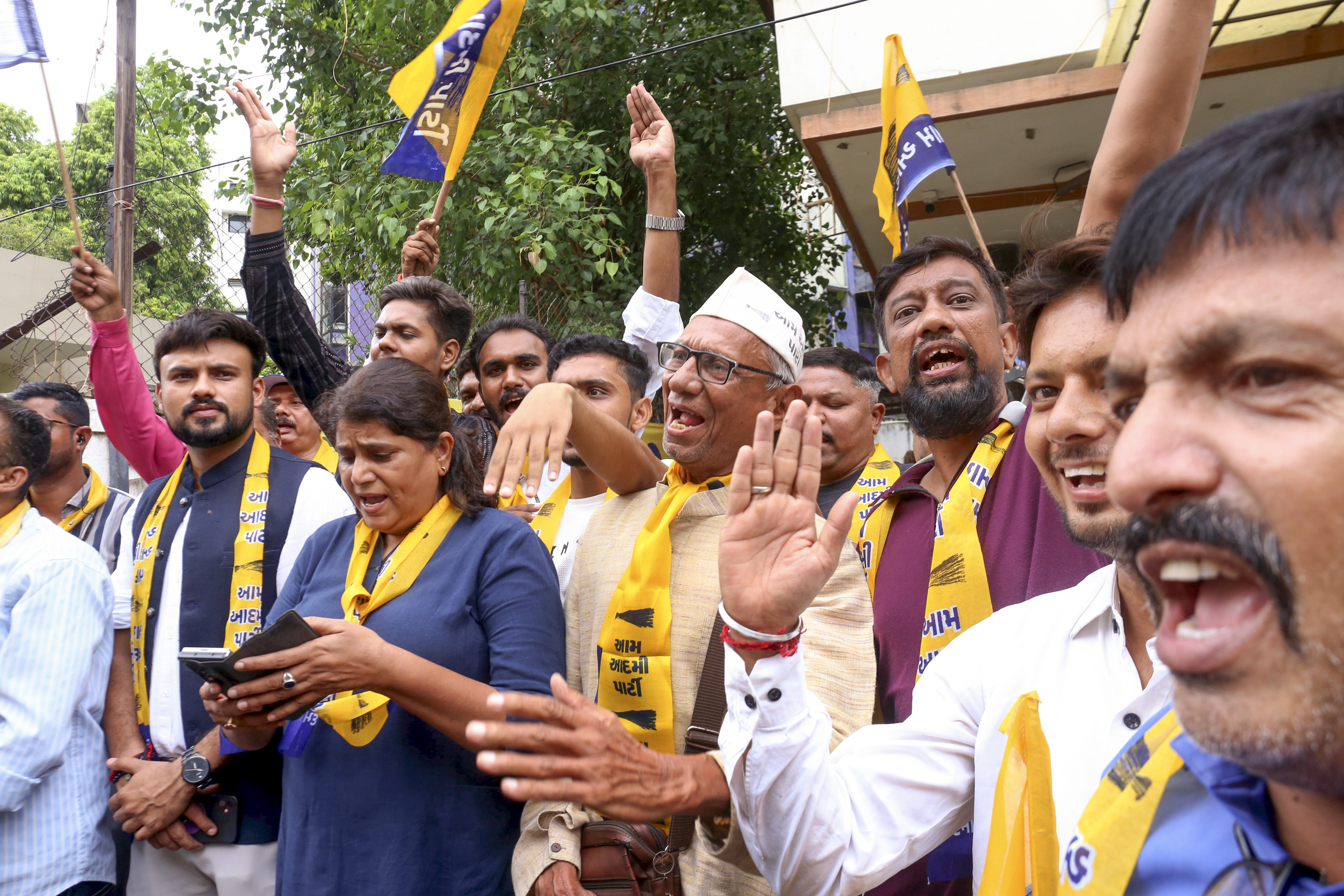 https://salarnews.in/public/uploads/images/newsimages/maannewsimage23062025_151044_PTI06_23_2025_000123A.jpg