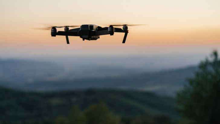 https://salarnews.in/public/uploads/images/newsimages/maannewsimage23082026_182306_drone.jpg