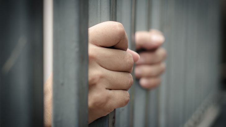 https://salarnews.in/public/uploads/images/newsimages/maannewsimage23082026_214515_police.jpg