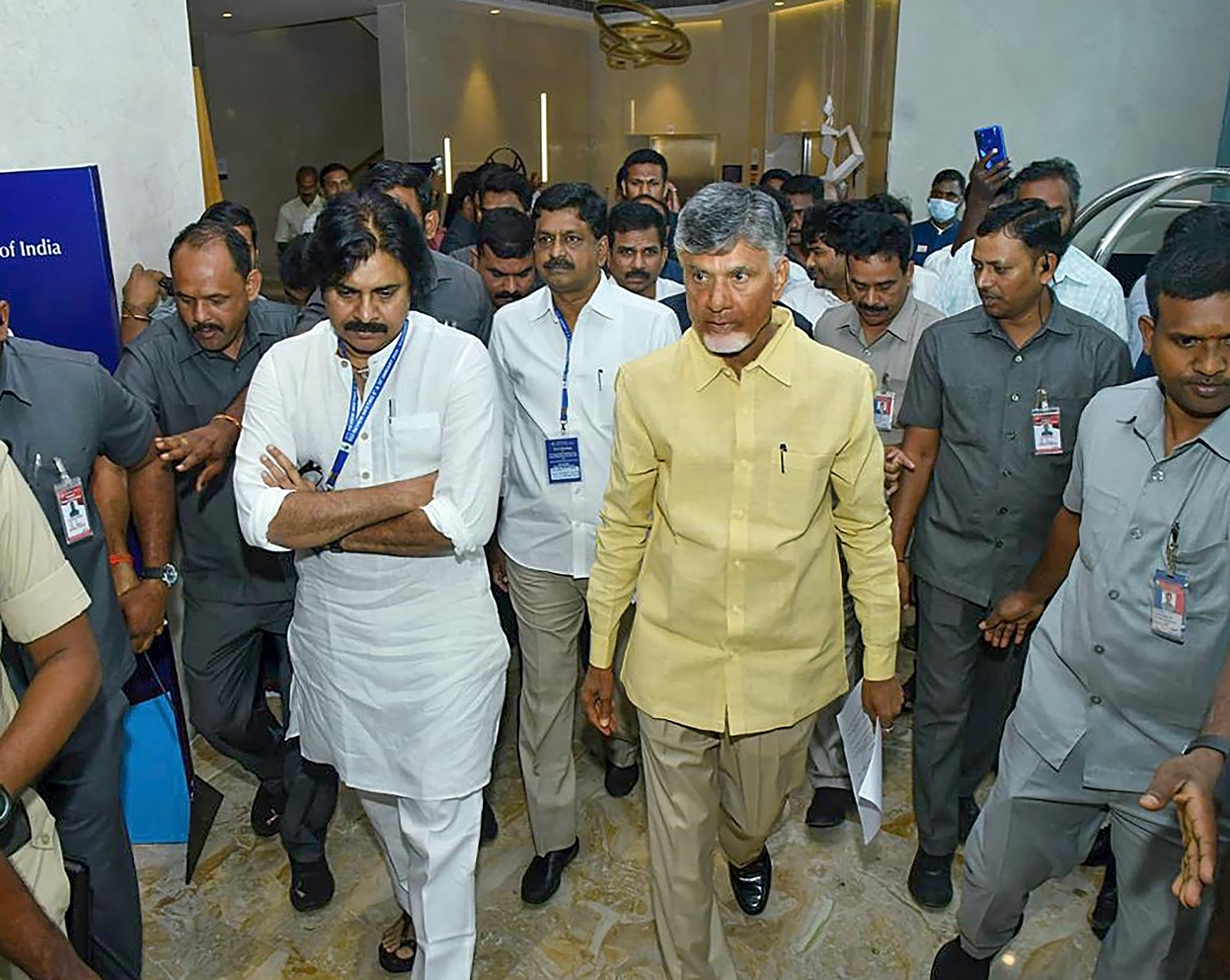 https://salarnews.in/public/uploads/images/newsimages/maannewsimage24022024_153810_chandrababu_naidu_pawan_kalyan.jpg