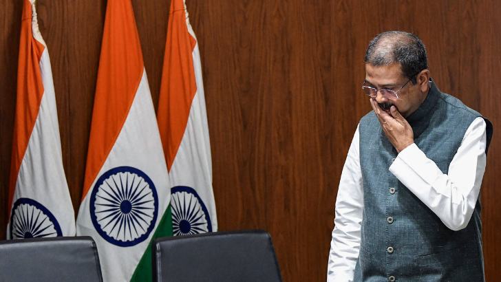 https://salarnews.in/public/uploads/images/newsimages/maannewsimage25072026_194002_Pradhan.png