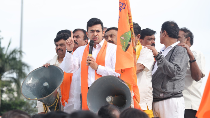 https://salarnews.in/public/uploads/images/newsimages/maannewsimage25082025_163148_tejasvi.png