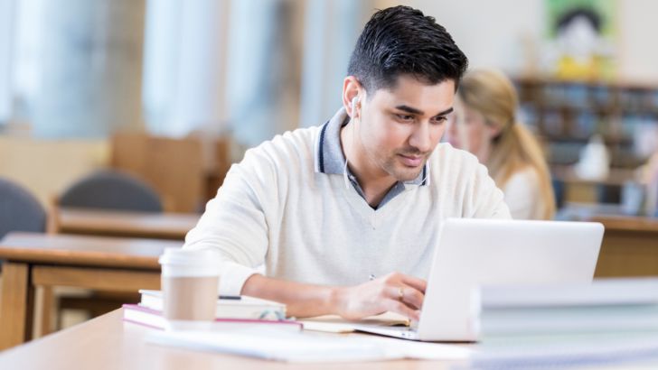 https://salarnews.in/public/uploads/images/newsimages/maannewsimage25082026_173127_Students.jpg