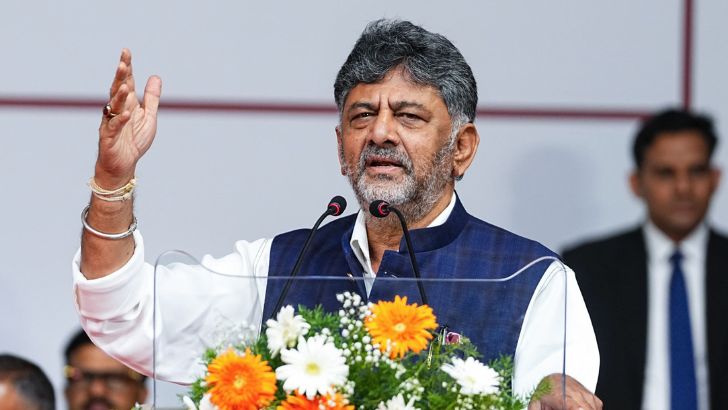 https://salarnews.in/public/uploads/images/newsimages/maannewsimage25102026_162501_DKS.jpg