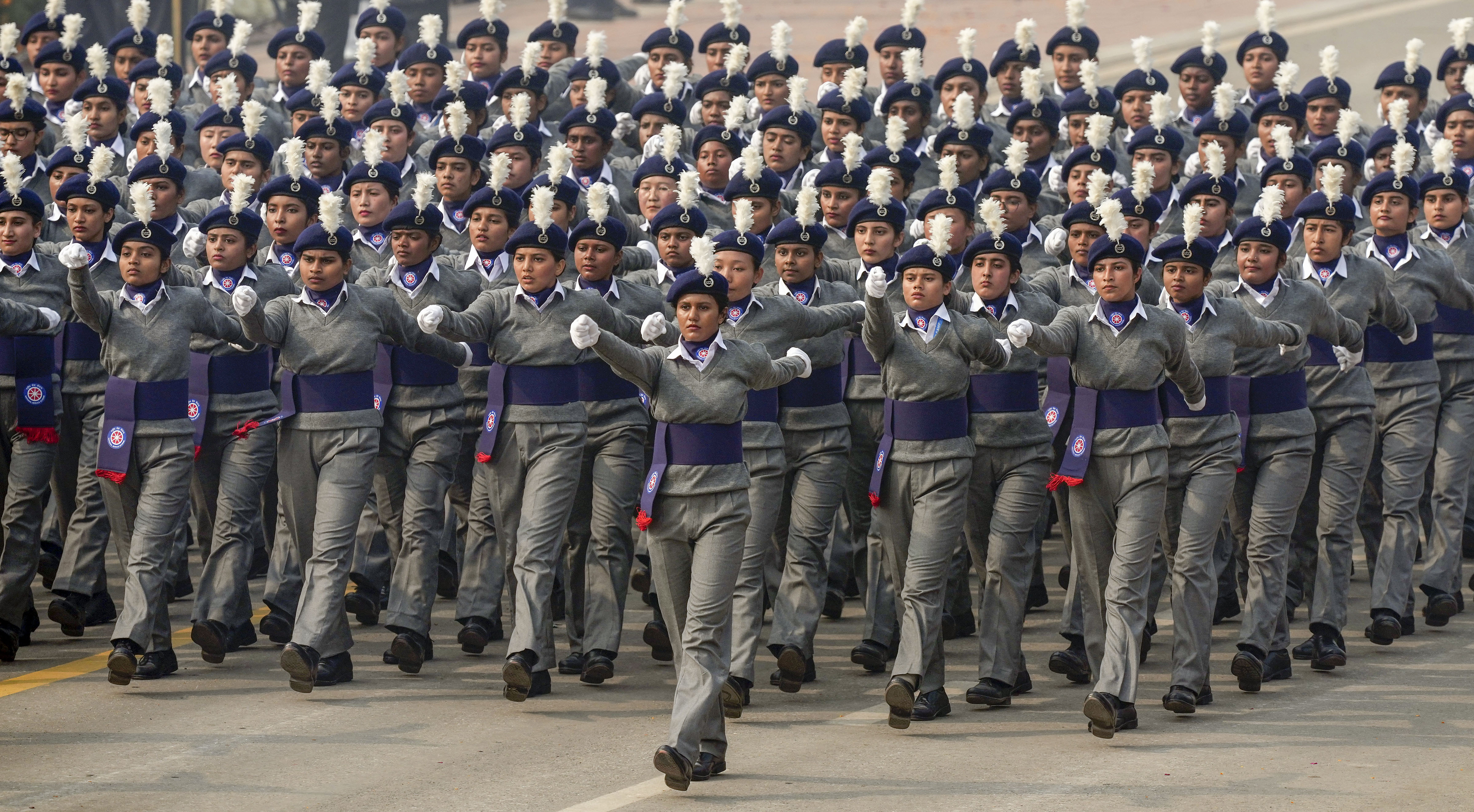 https://salarnews.in/public/uploads/images/newsimages/maannewsimage26012024_150016_republic_day_parade_delhi1.jpg