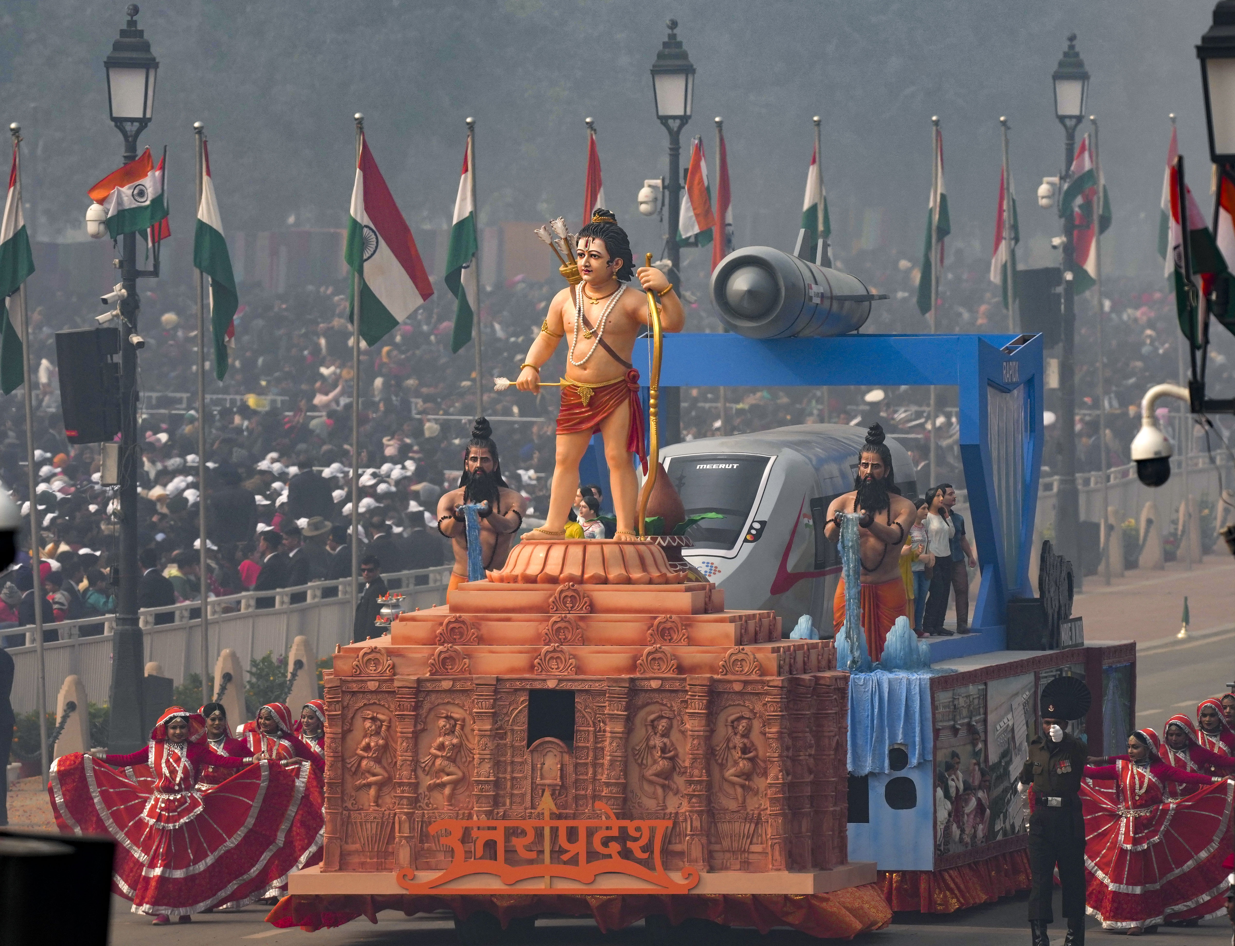 https://salarnews.in/public/uploads/images/newsimages/maannewsimage26012024_150016_republic_day_parade_delhi2.jpg