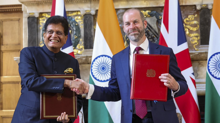 https://salarnews.in/public/uploads/images/newsimages/maannewsimage26072025_153016_p.png
