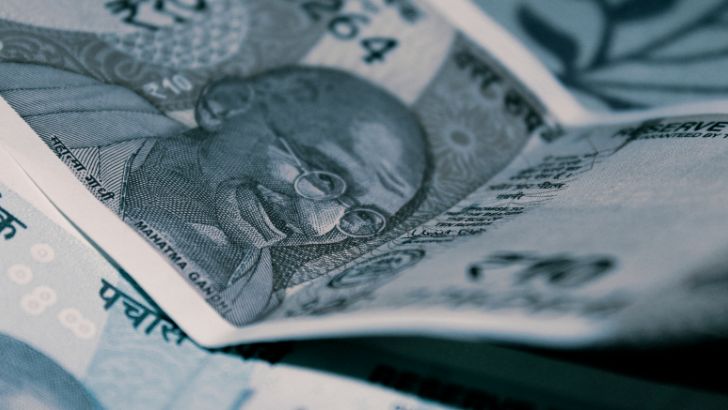 https://salarnews.in/public/uploads/images/newsimages/maannewsimage26092026_213022_money.jpg