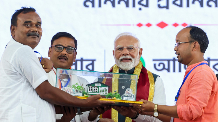 https://salarnews.in/public/uploads/images/newsimages/maannewsimage29052025_190502_wbscam.png