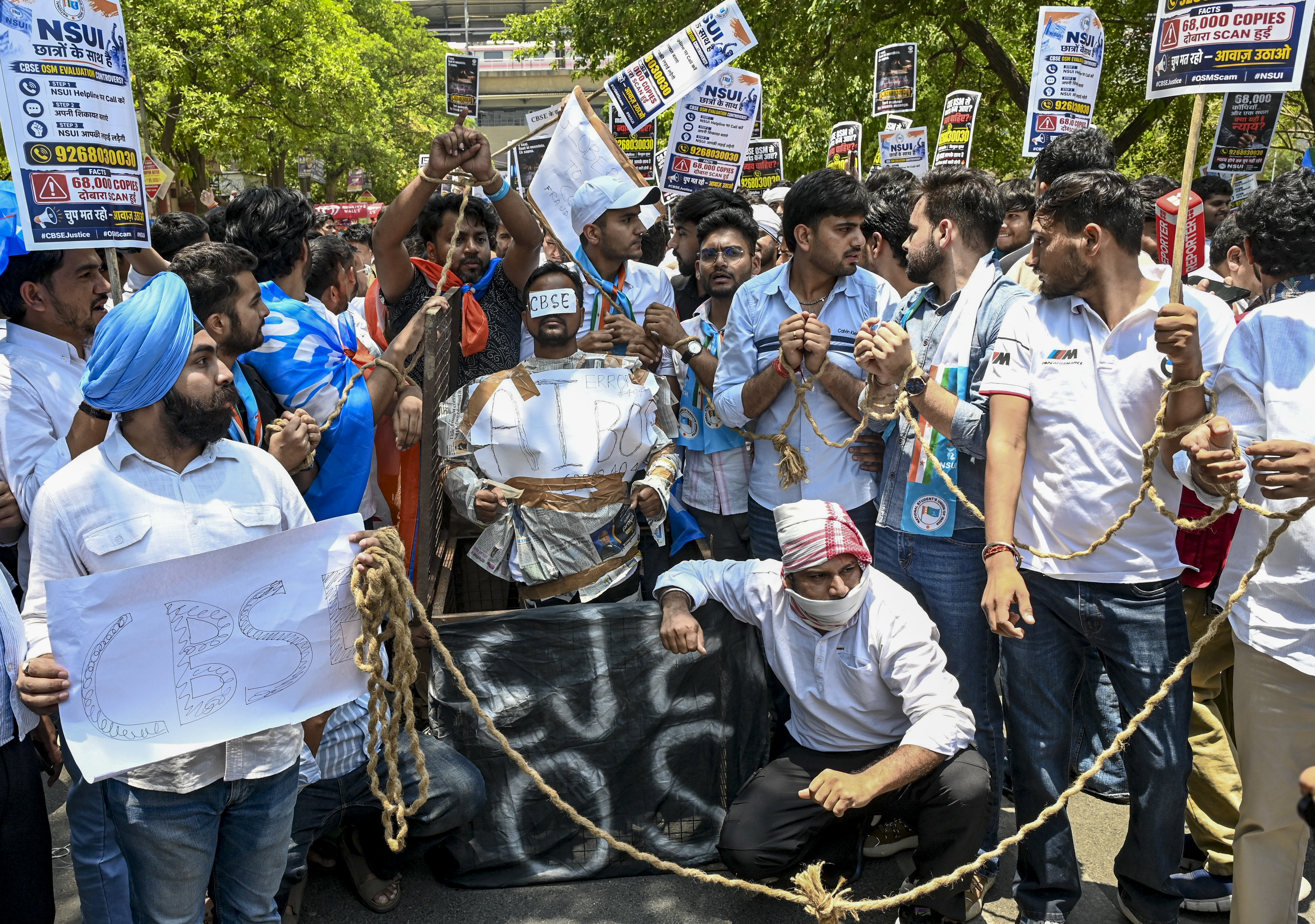 https://salarnews.in/public/uploads/images/newsimages/maannewsimage30052026_173337_PTI05_30_2026_000105B.jpg